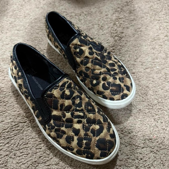 Time and Tru Shoes - Leopard Print Slip-On Sneakers